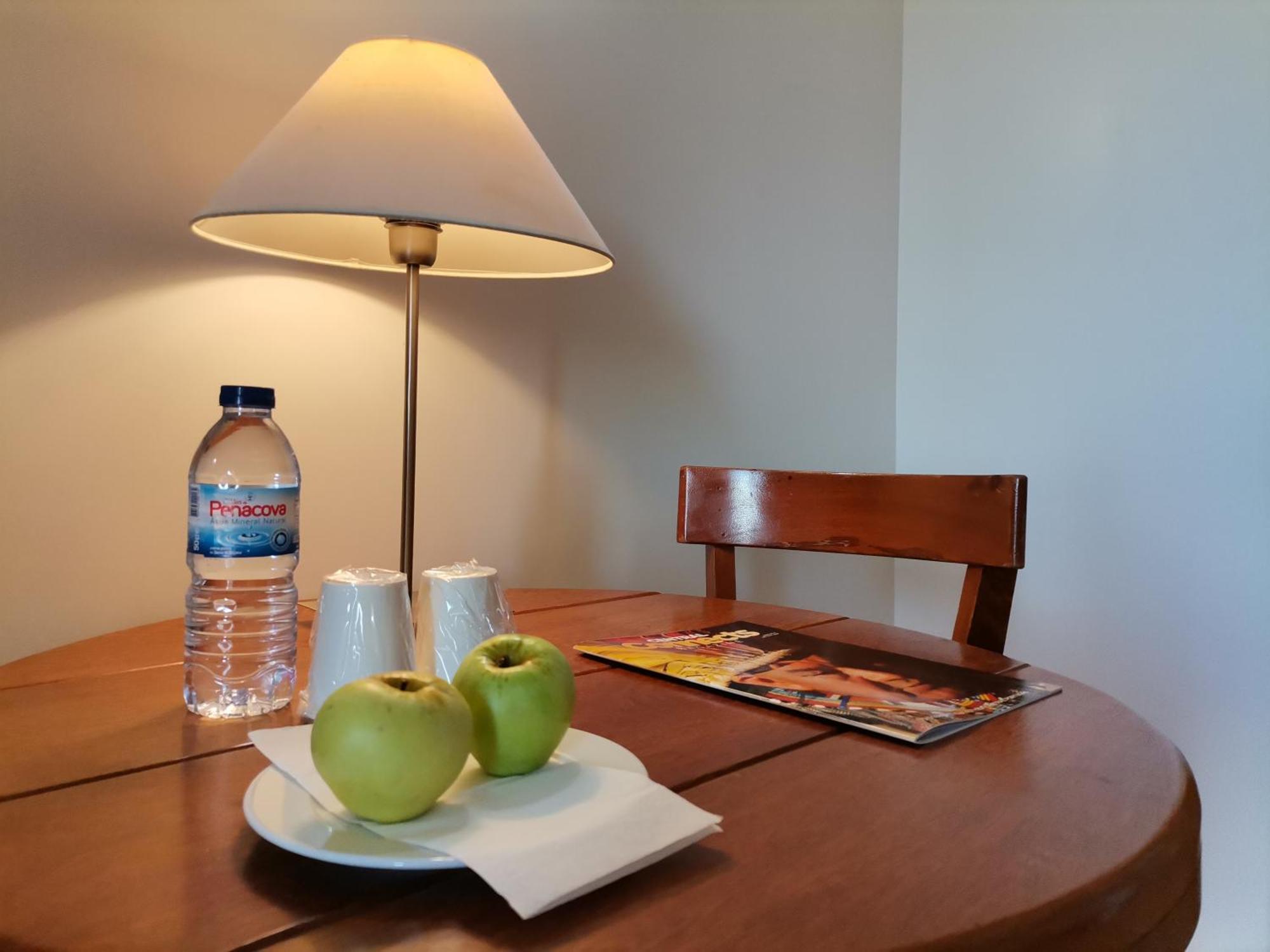 Hotel Quinta Dos Cedros Celorico Da Beira Room photo